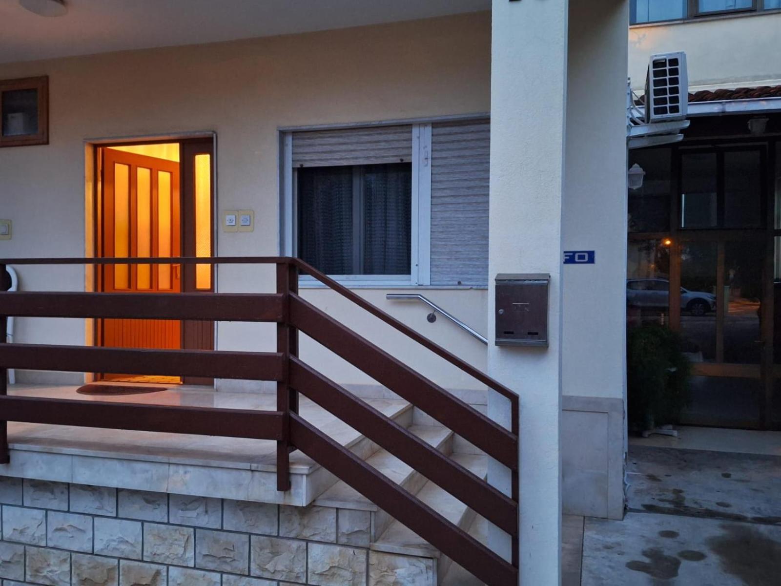 Hana Apartments ซาดาร์ ภายนอก รูปภาพ
