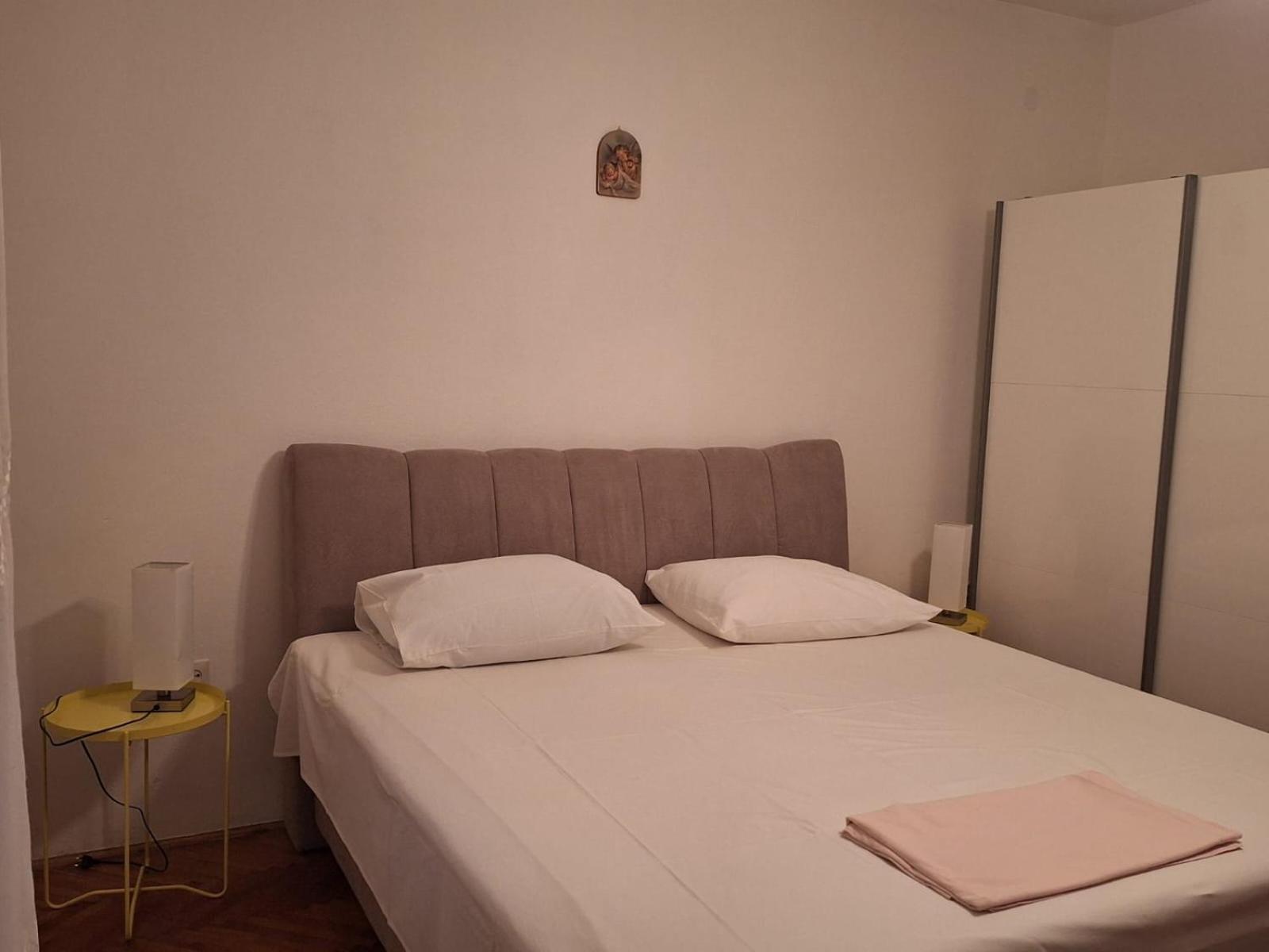 Hana Apartments ซาดาร์ ภายนอก รูปภาพ